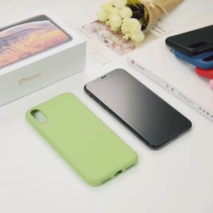 Case Silicone iPhone  – Soft Premium Protection for iPhone 15 & 16 Pro Max
